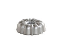 Nordic Ware 50124 Original Bundt Pan