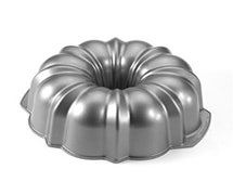 Nordic Ware 50501 Original Best Bundt Pan, 12 Cup - Commercial