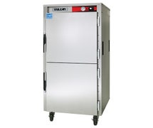 Vulcan VPT7 Insulated Holding and Transpor Pass-Thru Cabinet-1/2 Height-Holds (7) 18"x26" Pans
