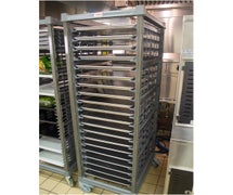 Cambro Camshelving&reg; Ultimate Full Size Sheet Pan Rack, 11/2" Spacing